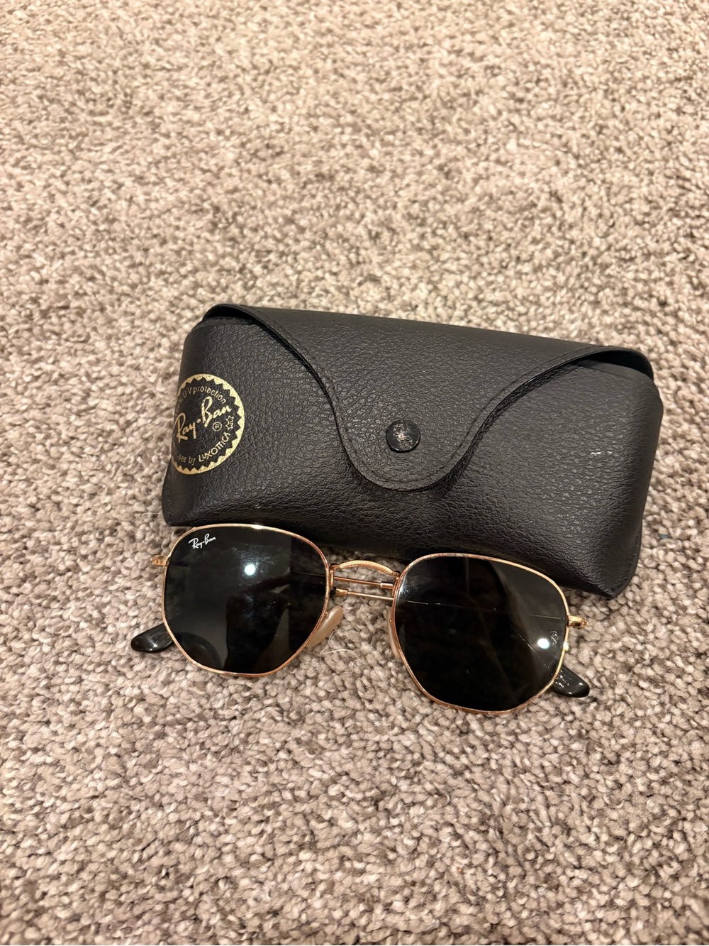 Ray-Ban Gold Frame Sunglasses - Picture 3 of 3